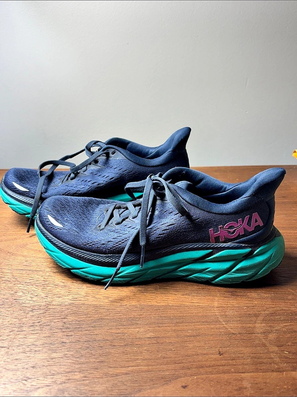 HOKA Clifton 8 Women's Athletic Shoes US 6B Good